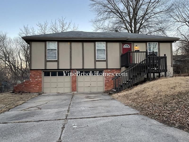 1st image of 8015 E 104th Ter