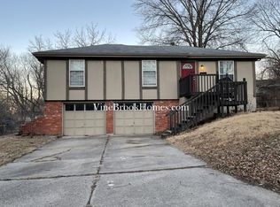 8015 E 104th Ter, Kansas City, MO 64134