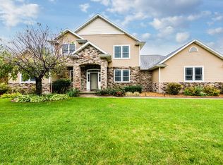 1351 Silver Creek Pl, Saint Joseph, MI 49085