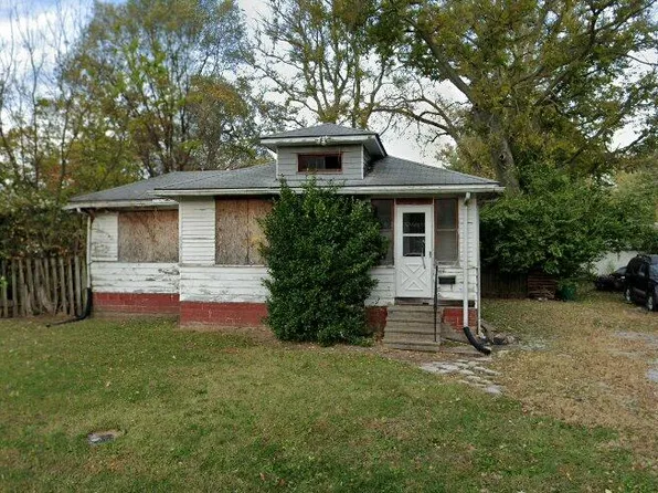 813 N 81st St #1, East Saint Louis, IL 62203