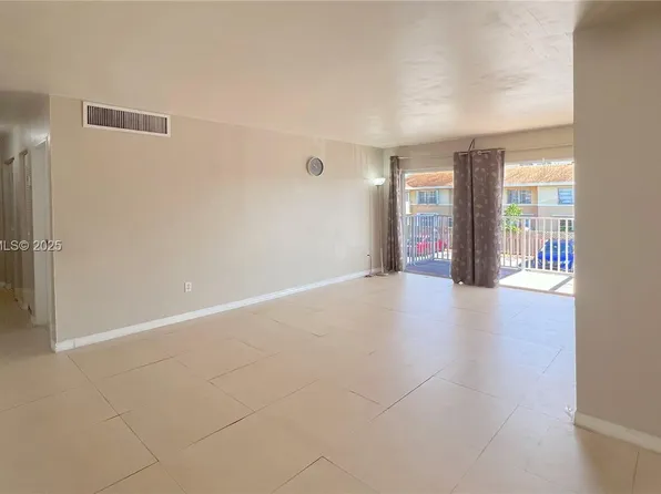 4530 NW 79th Ave APT 2A, Doral, FL 33166