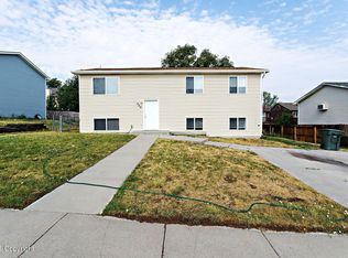 320 Oregon Ave, Gillette, WY 82718