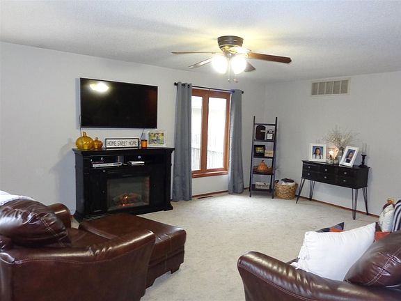 5th image of 2519 Haney Dr