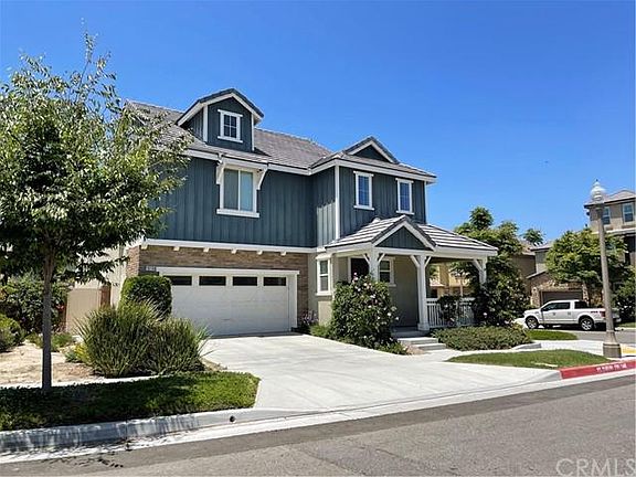 4th image of 16198 Retreat Ave