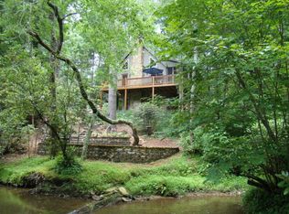 2966 Millstone Rd, Woodlawn, VA 24381