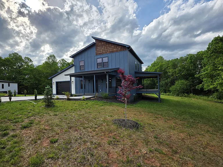 110 Scott Meadows Dr — Photo 3