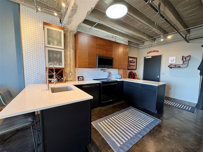 112 11th St APT 504, Des Moines, IA, 50309