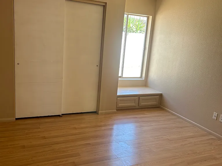 726 E Villa Dr #II — Photo 12