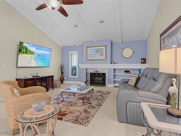 3rd image of 2628 SE 19th Pl