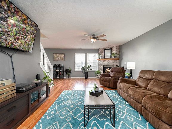 4th image of 5499 N Bluegrass Cir