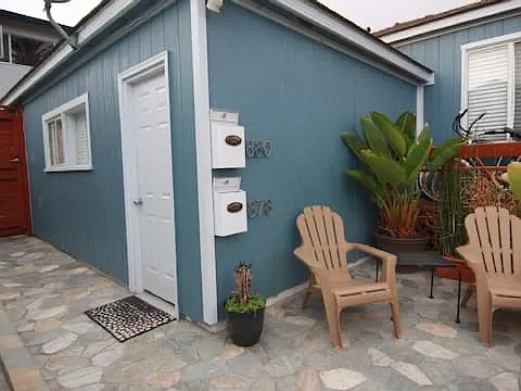 Cute little beach studio