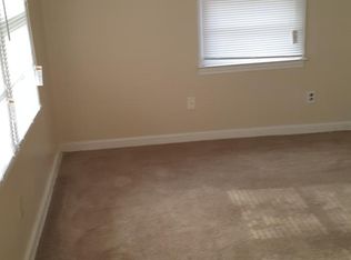 1444 Bingham Dr, Fayetteville, NC 28304
