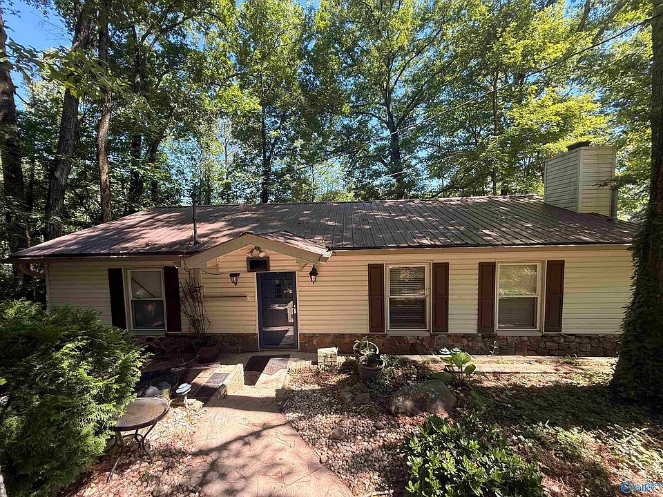 1st image of 4512 Hideaway Ln