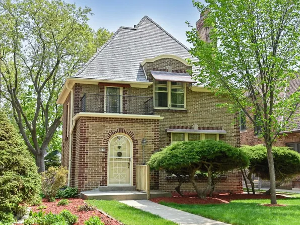 3024 South Logan AVENUE, Milwaukee, WI 53207