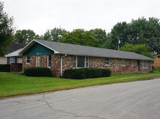 39 W Chestnut St, Martinsville, IN 46151