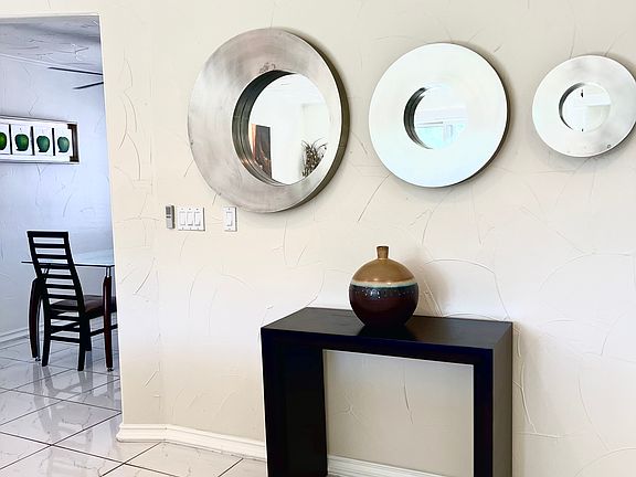 5th image of 350 Thunderbird Dr APT 15