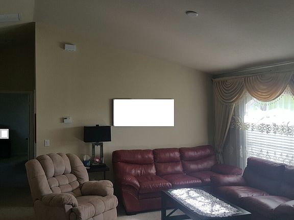 3rd image of 1704 NW 5th Pl