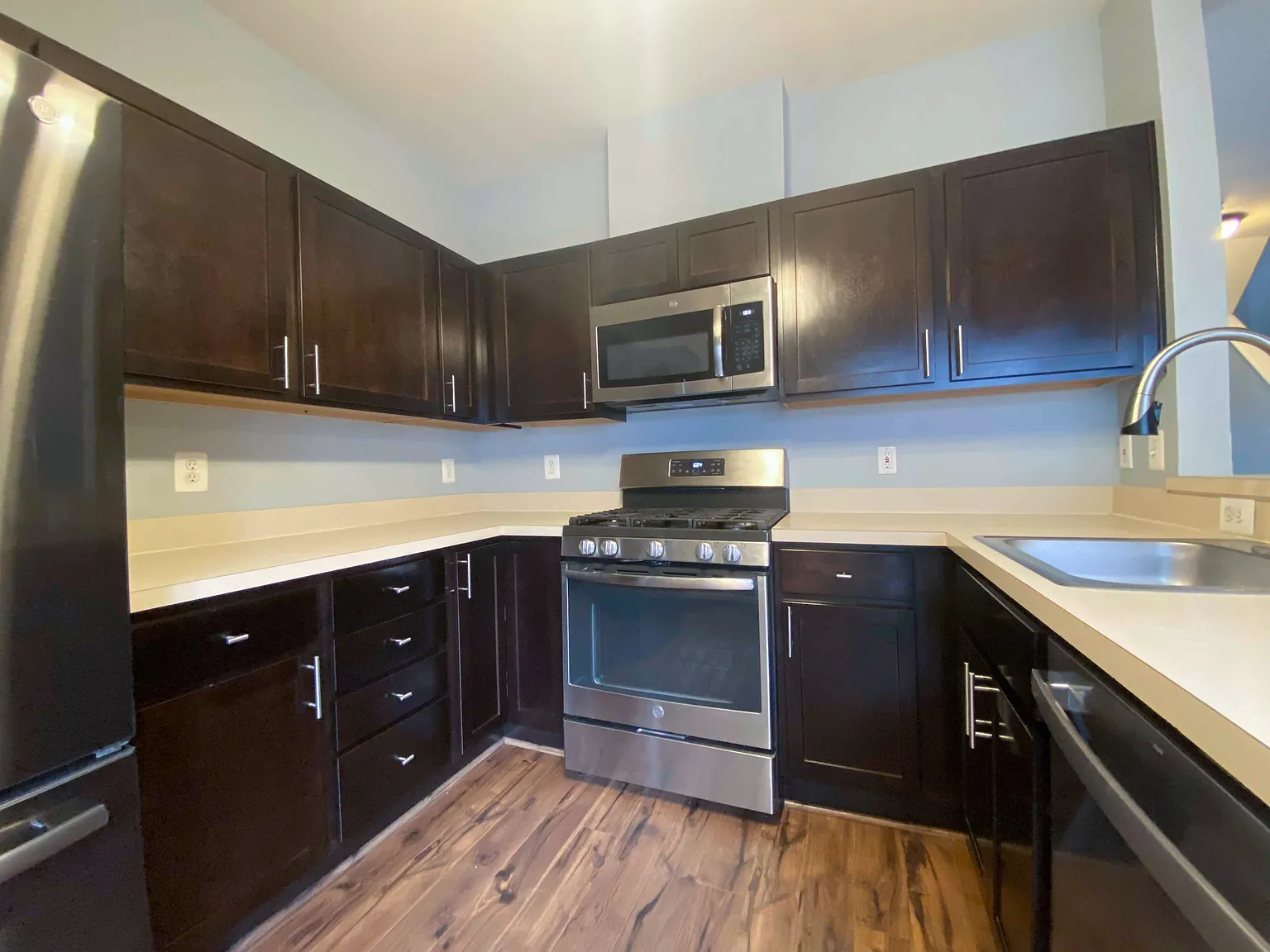 12031 Amber Ridge Cir — Photo 3