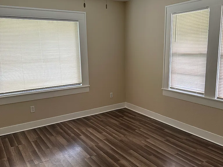 3435 Gordon Ave — Photo 45