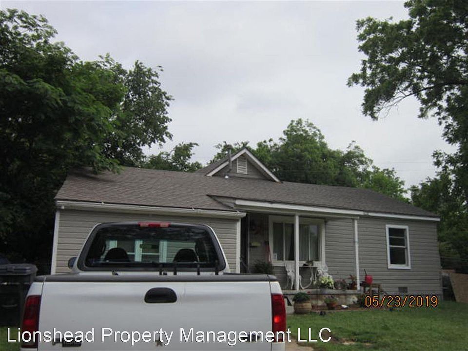 2nd image of 2445 NW 39th Ter