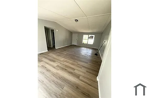 8318 County Road 643 Photo 1
