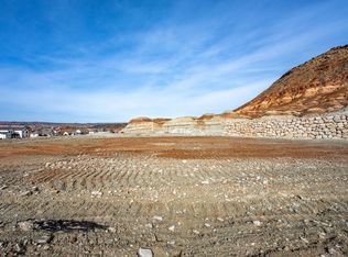 993 Tomahawk Dr, Washington, UT 84780