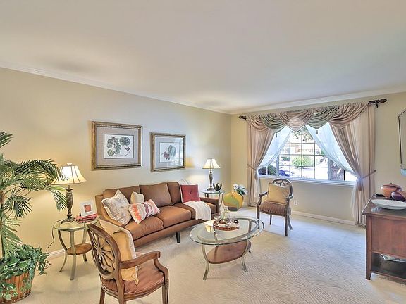4th image of 495 Suisse Dr