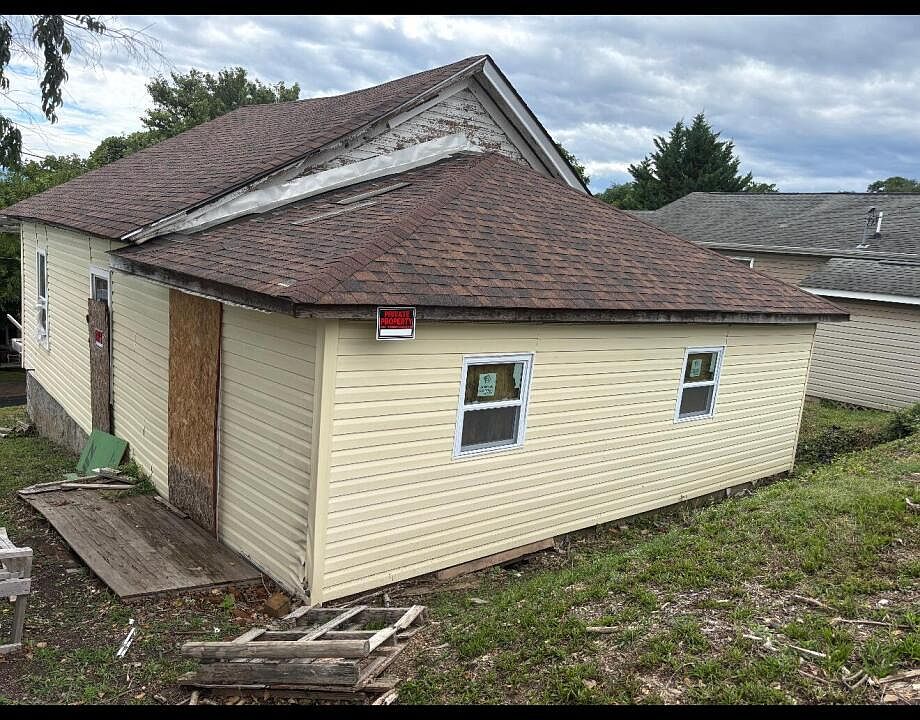 1st image of 1619 Gilmer Ave NW