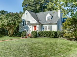 206 Oxford Cir W, Richmond, VA 23221