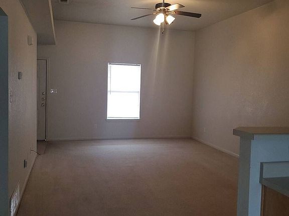 4th image of 3805A El Paso Dr