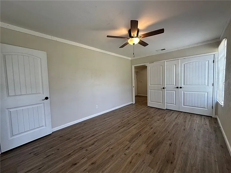 11150 Interstate Highway 37 #B — Photo 10