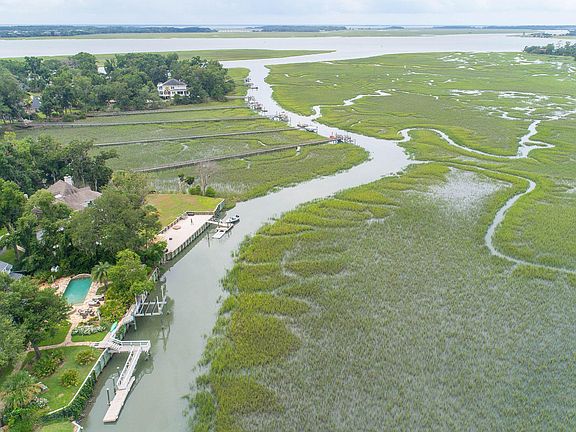 5th image of 78 Dolphin Point Drive