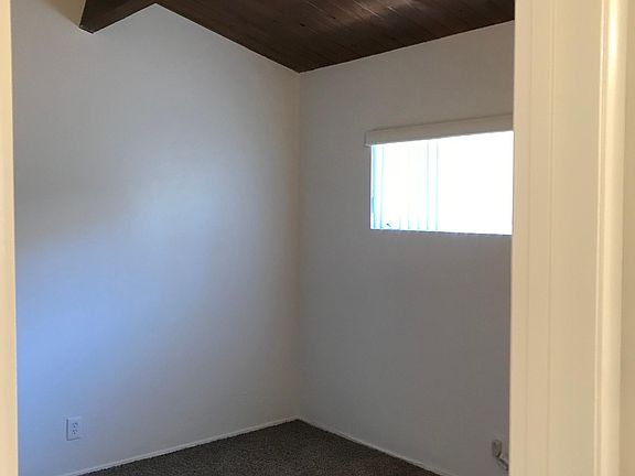 4th image of 1112 Hope St APT 5