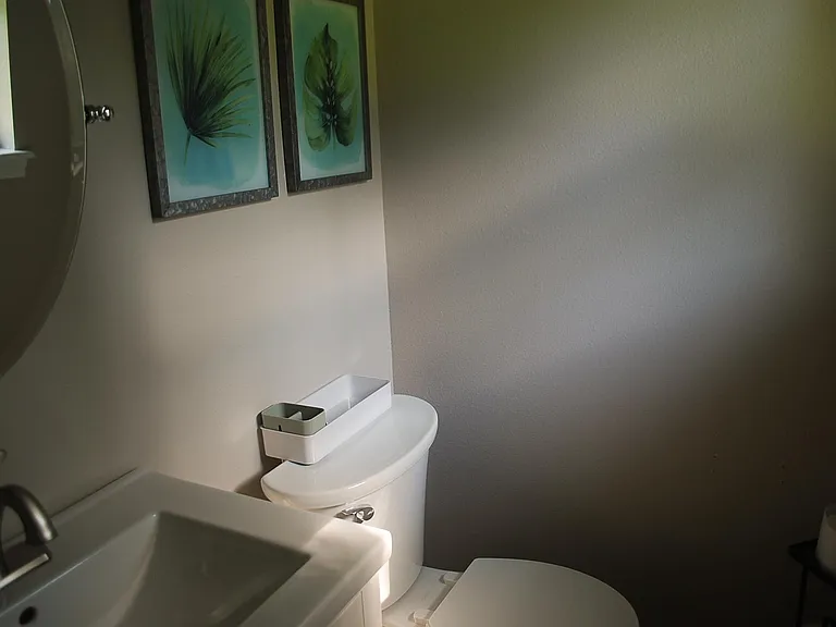 1108 Royal Dr — Photo 12