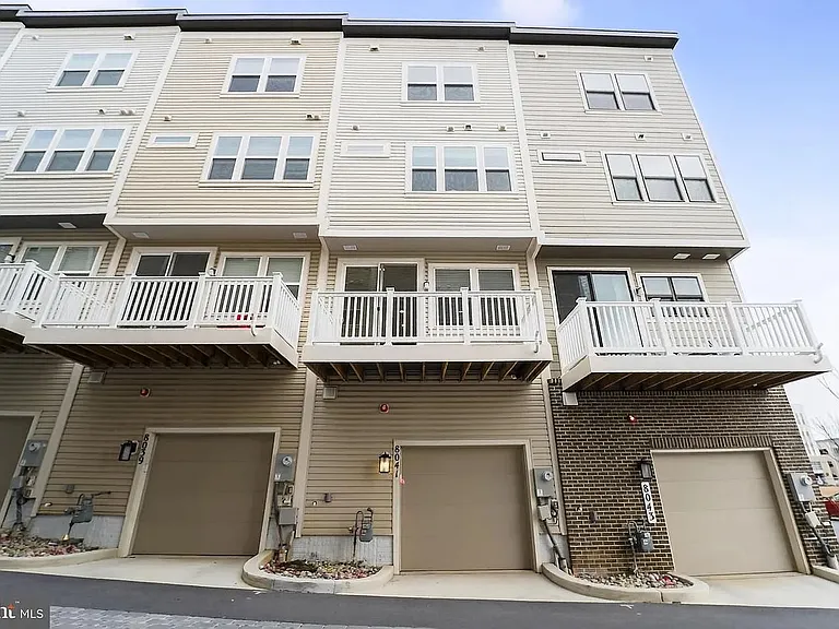 8041 Baxter St — Photo 2