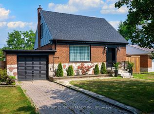 32 Castlebar Rd, Toronto, ON M8Z2J5