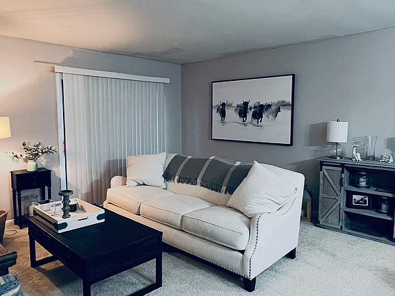 3rd image of 5420 Valley Green Dr
