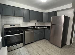 2752 W North Shore Ave #GSS, Chicago, IL 60645