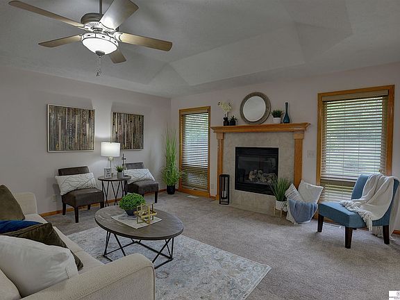 2nd image of 10516 Brentwood Dr