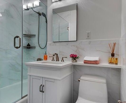 5th image of 440 E 57th St APT 12B