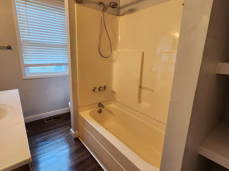 516 Forest Ave — Photo 5