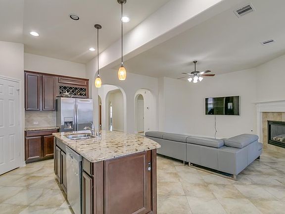 4th image of 2810 Belham Creek Dr