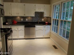 5500 Beaconsfield Ct, Burke, VA 22015