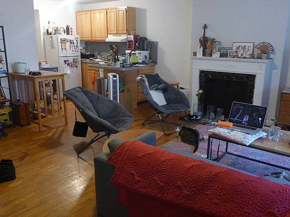 2nd image of 381 16th St #1