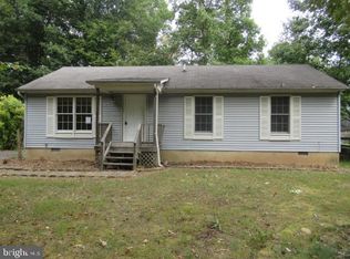 736 Alamo Ln, Lusby, MD 20657