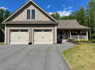 54 Chickadee Ln, Hampden, ME 04444