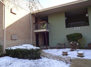 233 Medford Ct UNIT F, Manalapan, NJ