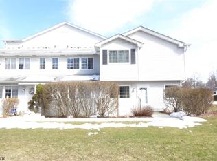 81 Parkside Rd, Bedminster, NJ 07921