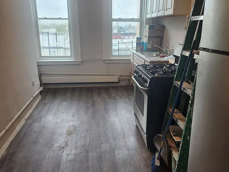 2112 Fulton St #4R — Photo 1