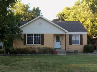 229 Ross Ave, Mammoth Spring, AR 72301